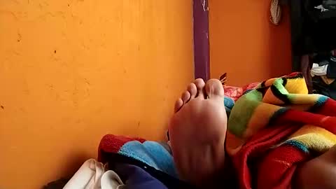 Snapshot of lazyebone chatting on 11/03/25, 06:53 lazyebone online show from 11/03/25, 06:53