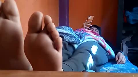 Snapshot of lazyebone chatting on 01/13/26, 06:46 lazyebone online show from 01/13/26, 06:46