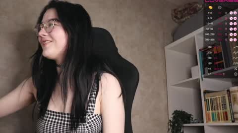 Snapshot of lazynut chatting on 12/03/24, 04:58 Lisa online show from 12/03/24, 04:58