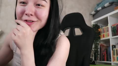 Snapshot of lazynut chatting on 05/26/26, 03:46 Lisa online show from 05/26/26, 03:46