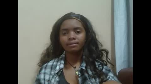 lea96546 online show from 09/29/25, 04:06