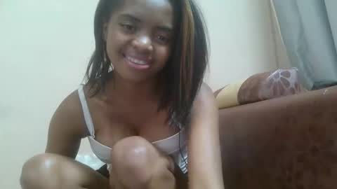 lea96546 online show from 10/15/25, 04:12