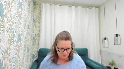 Lea online show from 02/14/26, 05:15