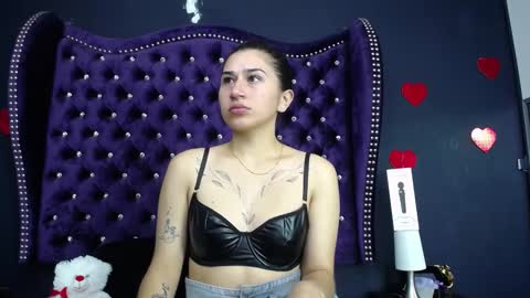 LeaMoreau online show from 02/19/25, 08:12