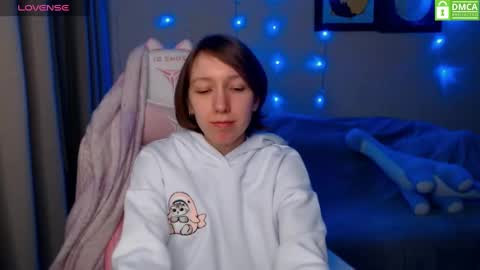 Snapshot of leah__gotty chatting on 12/29/24, 03:03 Leah Gotty online show from 12/29/24, 03:03