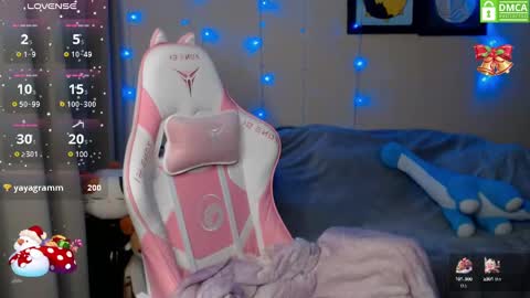 Snapshot of leah__gotty chatting on 12/29/24, 06:05 Leah Gotty online show from 12/29/24, 06:05