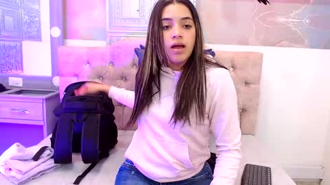 Leah online show from 12/03/24, 06:28