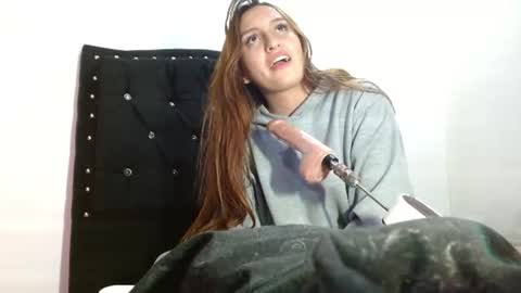 leah_moon11 online show from 07/03/26, 07:26