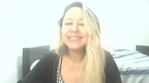 leah_susman online show from 10/24/25, 01:57