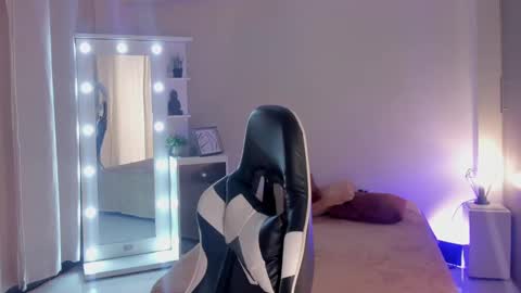 leahaltomm online show from 03/09/25, 06:32