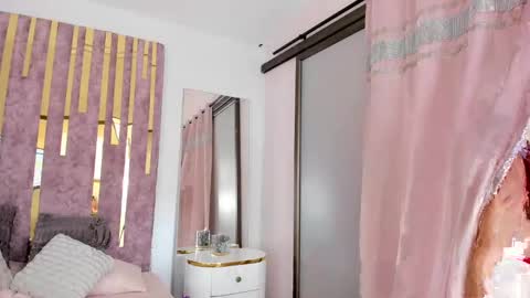 Leah  online show from 02/19/25, 09:58