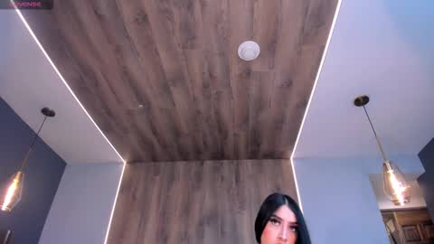 Snapshot of leahlombardi_ chatting on 10/11/25, 03:39 leahlombardi_ online show from 10/11/25, 03:39