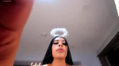 leahlombardi_ online show from 10/30/25, 03:19