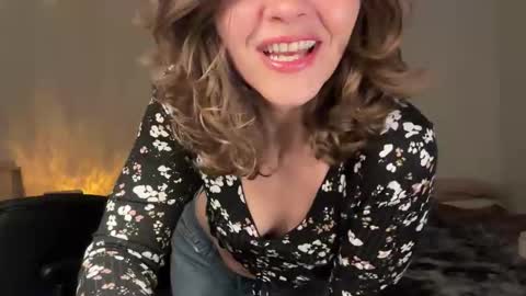 Leah Sparkles online show from 04/28/26, 01:59