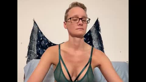 Lee online show from 01/02/25, 10:55