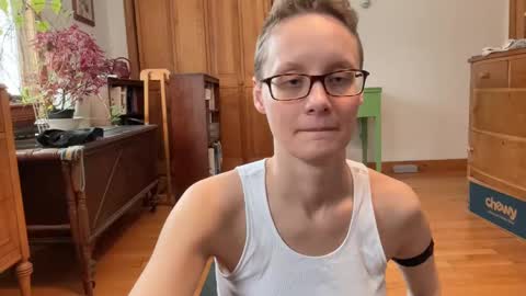 Lee online show from 02/13/25, 04:39