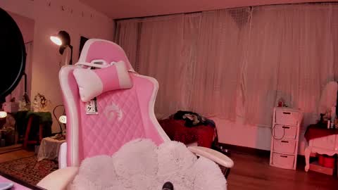  Amelia Black  OF AMELIABLACK666 I lost all my thumbs up help me to get 80 online show from 03/12/25, 06:40