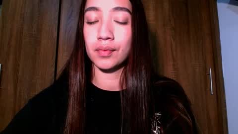 Snapshot of leanaalhub chatting on 02/01/26, 11:36 leanaalhub online show from 02/01/26, 11:36