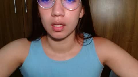 Snapshot of leanaalhub chatting on 02/25/26, 12:09 leanaalhub online show from 02/25/26, 12:09