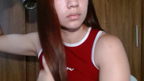 Snapshot of leanaalhub chatting on 03/06/26, 05:09 leanaalhub online show from 03/06/26, 05:09