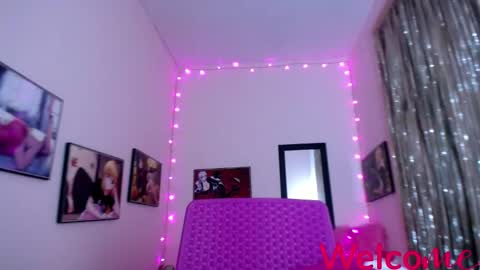 Leandra online show from 02/19/25, 06:32