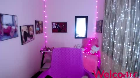 Leandra online show from 02/28/25, 04:21