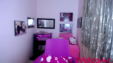 Leandra online show from 03/06/25, 06:26