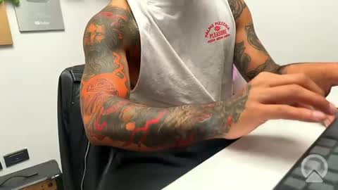 leanfoxink online show from 10/28/25, 05:04