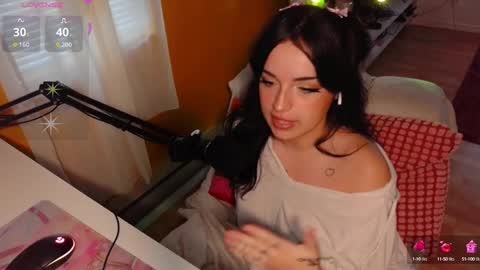 Snapshot of learaypie chatting on 10/10/25, 08:52 Lea Ray Pie online show from 10/10/25, 08:52