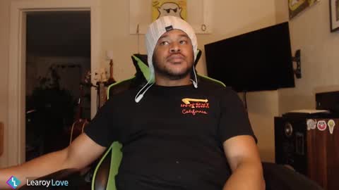 Learoy online show from 12/08/24, 06:01