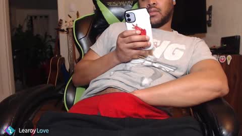 Learoy online show from 02/13/25, 02:45