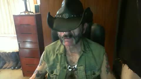 leathergreaser online show from 01/09/26, 06:38