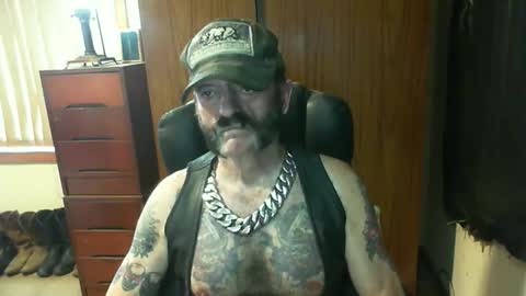 leathergreaser online show from 01/13/26, 11:21