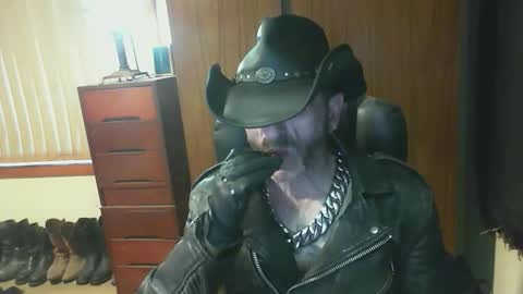 leathergreaser online show from 02/15/26, 07:54