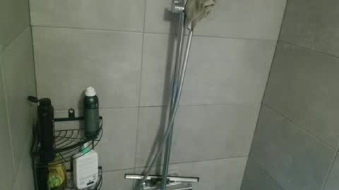 leatherjacketlove online show from 12/14/25, 07:07