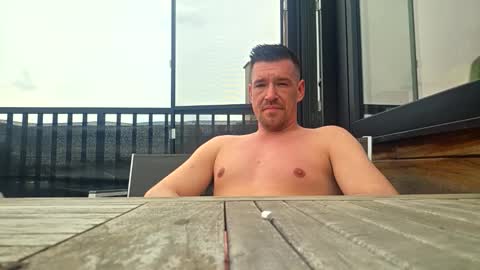 leatherjacketlove online show from 04/10/26, 02:33