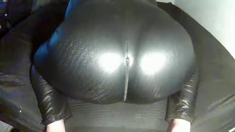 leatherman31 online show from 01/03/25, 05:17