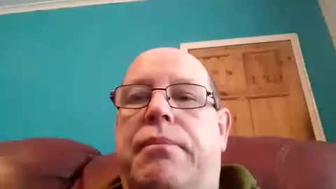 leatherpants68 online show from 11/03/25, 09:21