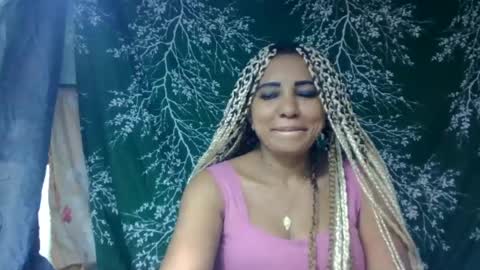 leatianaa online show from 06/28/26, 11:22