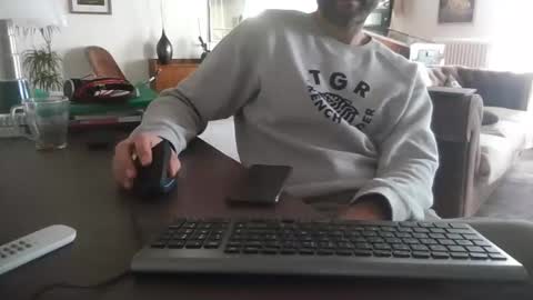 lebovski42002 online show from 02/16/25, 09:48