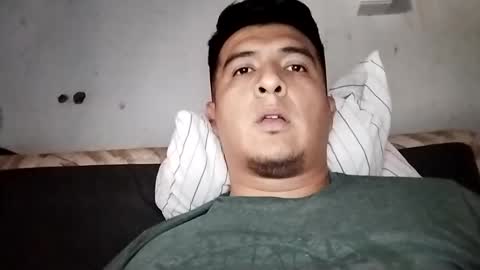 Snapshot of leche_dura122 chatting on 12/29/24, 06:05 leche_dura122 online show from 12/29/24, 06:05