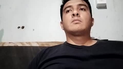 Snapshot of leche_dura122 chatting on 01/30/25, 01:44 leche_dura122 online show from 01/30/25, 01:44