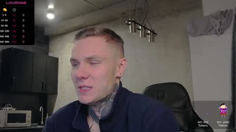 Snapshot of lechery_boy chatting on 12/11/24, 01:49 Lechery boy online show from 12/11/24, 01:49