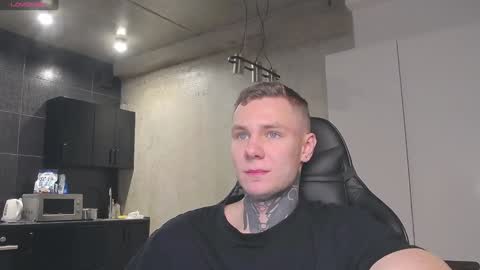 Snapshot of lechery_boy chatting on 01/14/25, 10:27 Lechery boy online show from 01/14/25, 10:27