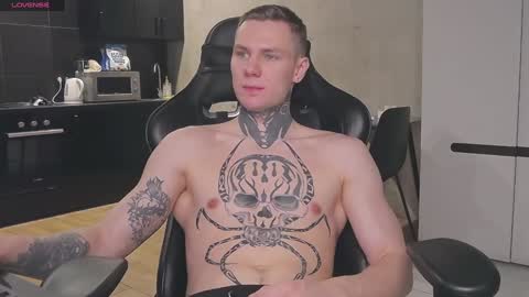 Snapshot of lechery_boy chatting on 01/22/25, 07:57 Lechery boy online show from 01/22/25, 07:57