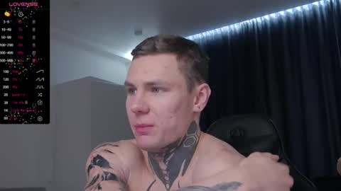 Snapshot of lechery_boy chatting on 02/12/25, 10:46 Lechery boy online show from 02/12/25, 10:46