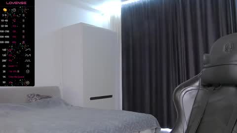 Snapshot of lechery_boy chatting on 02/12/25, 01:48 Lechery boy online show from 02/12/25, 01:48