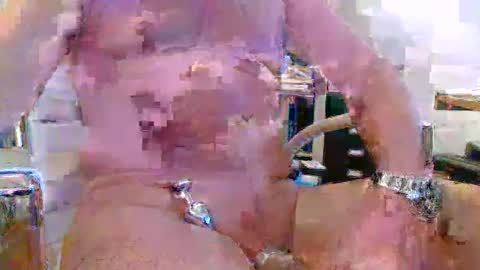 leckerchen66 online show from 12/17/24, 09:39