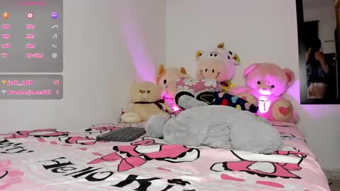 Ashley online show from 02/25/25, 03:49