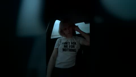 I am Melisa. Im new here. This is my first day online show from 06/10/26, 12:11